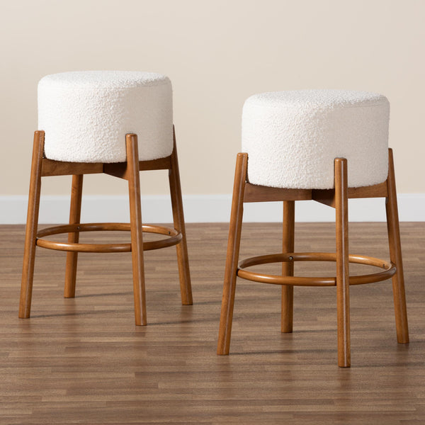 Olwen Stool - Lacasademartha