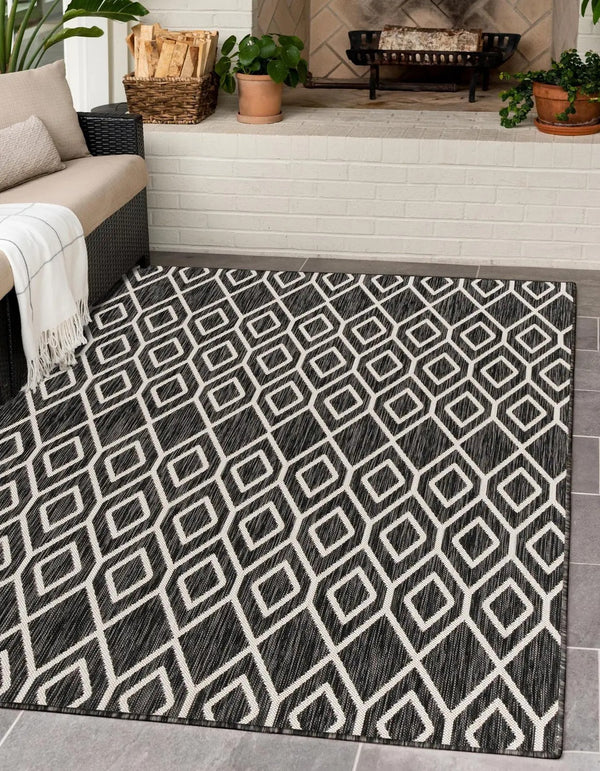 Charcoal Gray 5' 3 x 8' Jill Zarin Outdoor Rectangle Rug